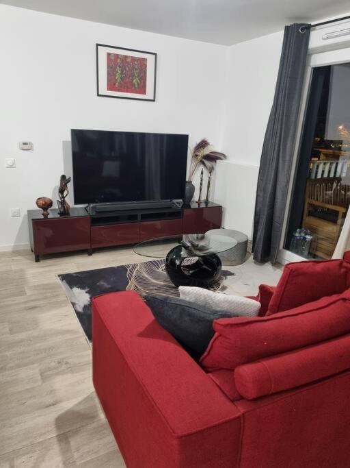 Appartement Cosy Et Equipe مو المظهر الخارجي الصورة