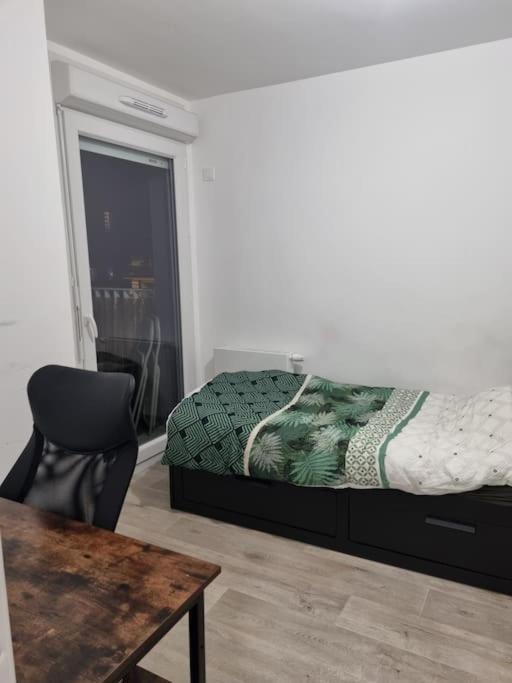 Appartement Cosy Et Equipe مو المظهر الخارجي الصورة